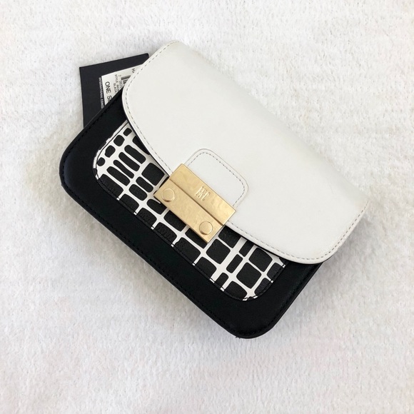NWT Black & White INC Hadley Crossbody Purse - Picture 3 of 8